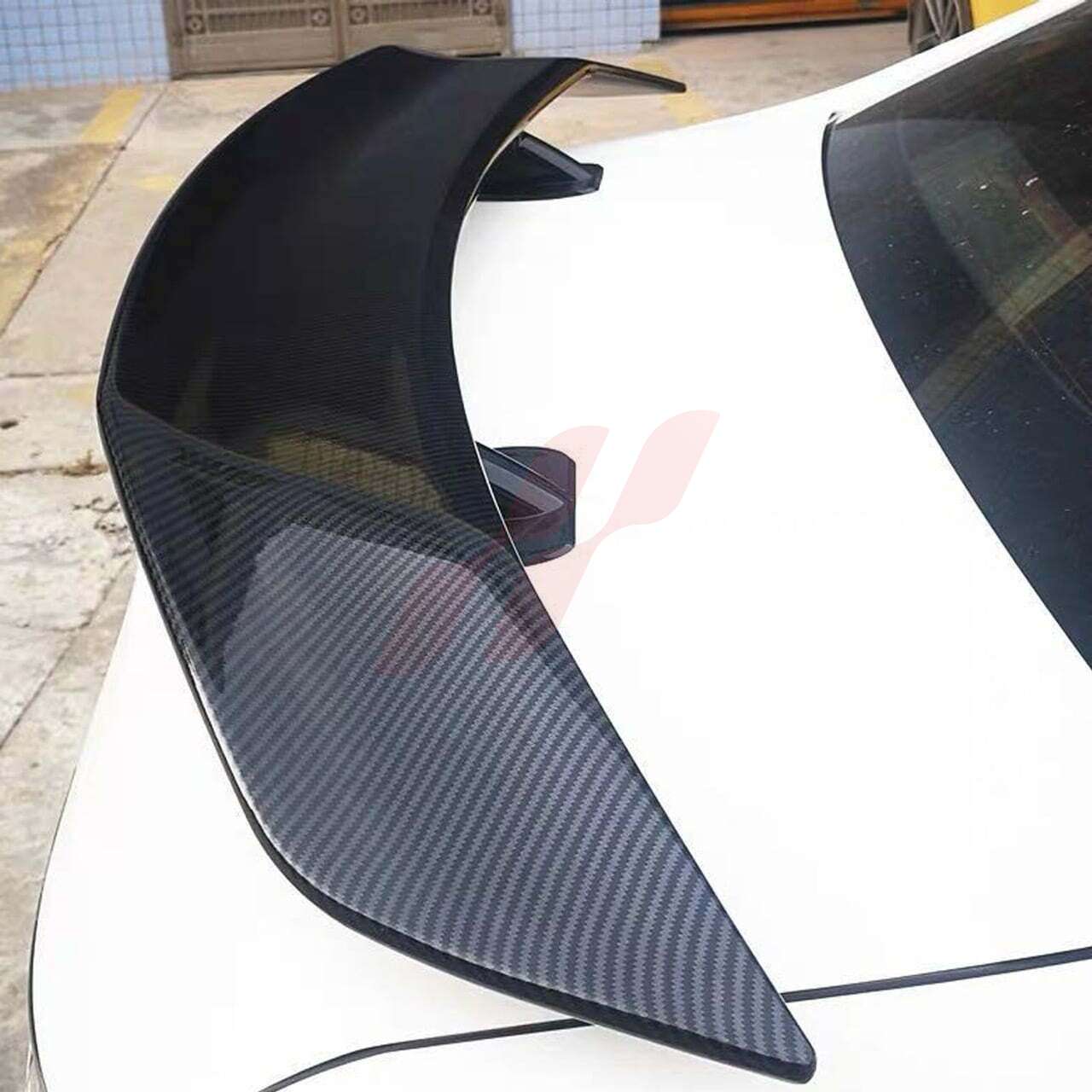 Carbon Fiber Universal Rear Trunk Spoiler